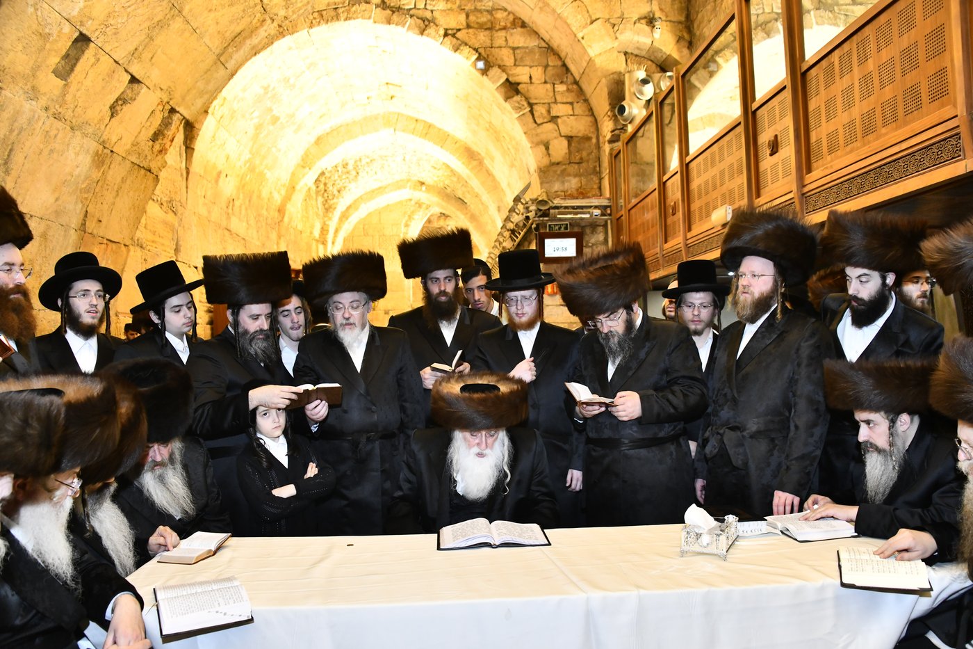 שבת מקדש מלך במכנובקא בעלזא