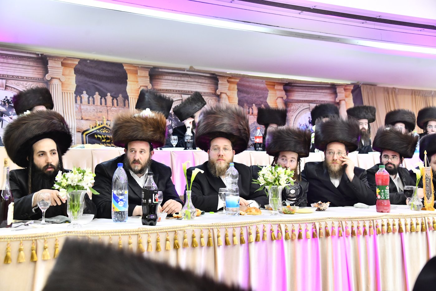 שבת מקדש מלך במכנובקא בעלזא