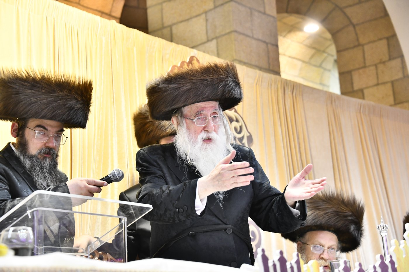 שבת מקדש מלך במכנובקא בעלזא