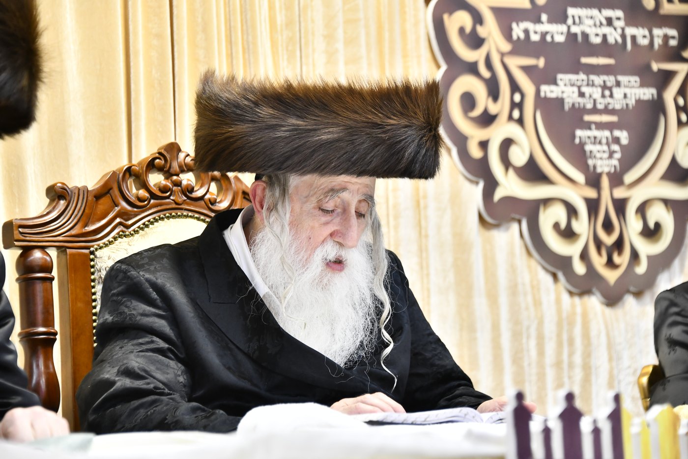 שבת מקדש מלך במכנובקא בעלזא