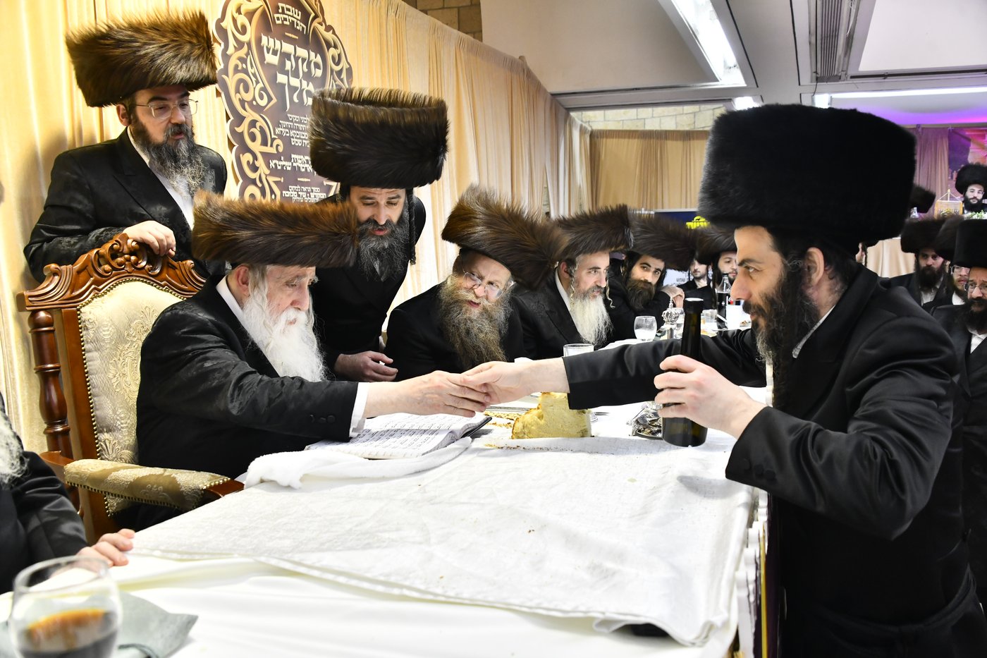 שבת מקדש מלך במכנובקא בעלזא