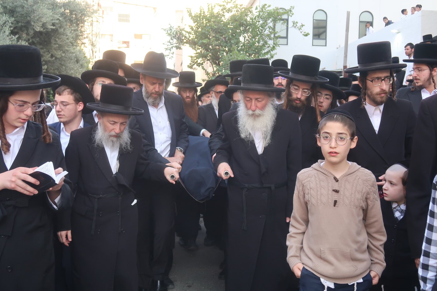  הלווית הרבנית טוביאס ע''ה 