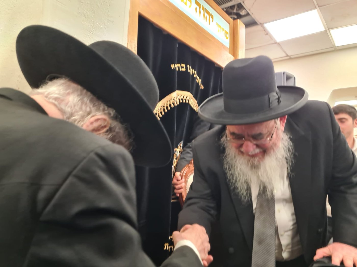 ראש הישיבה בשיחה בישיבה הערב