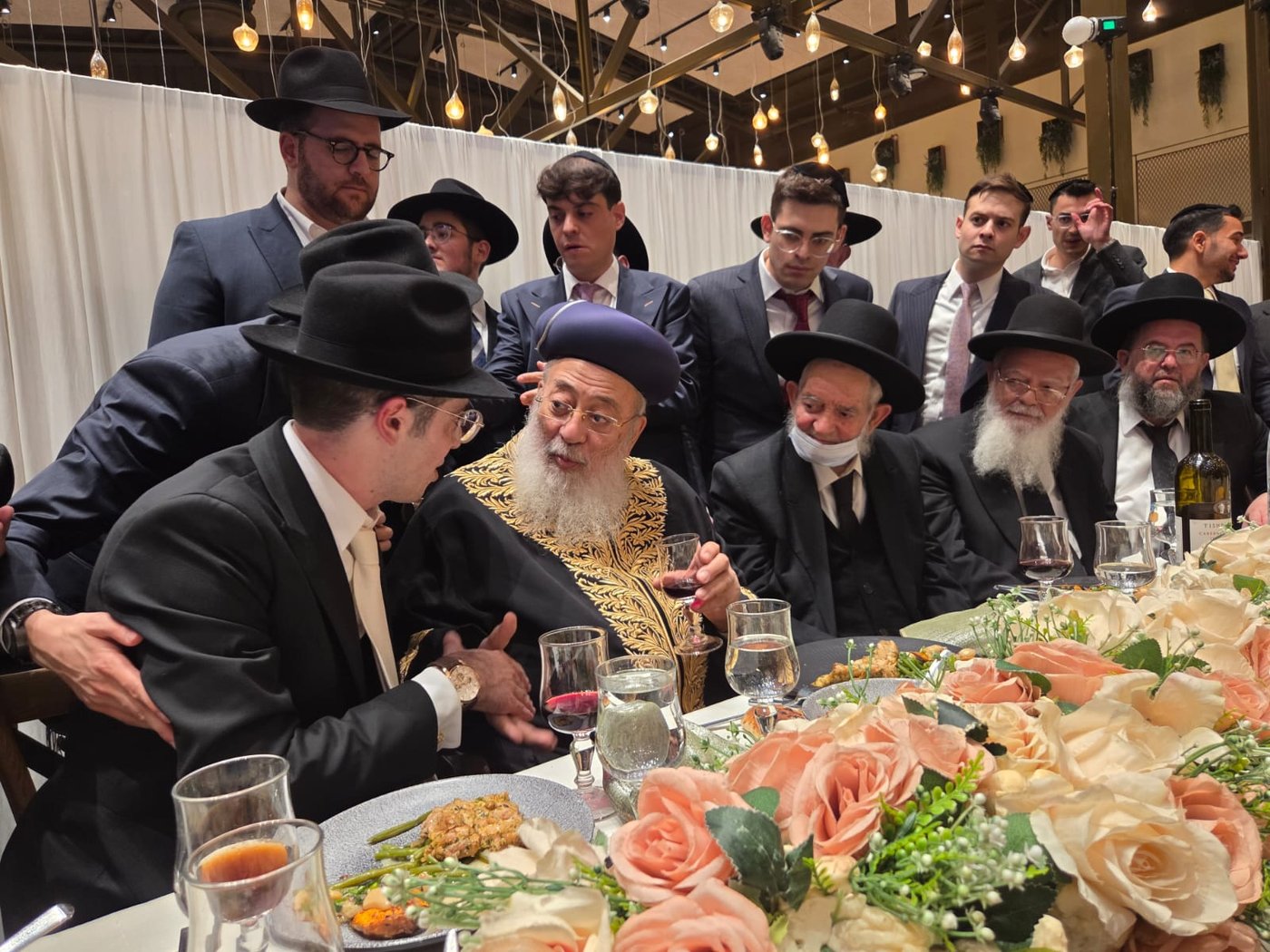 שמחת נישואי נכדו של רבי יצחק כהן 