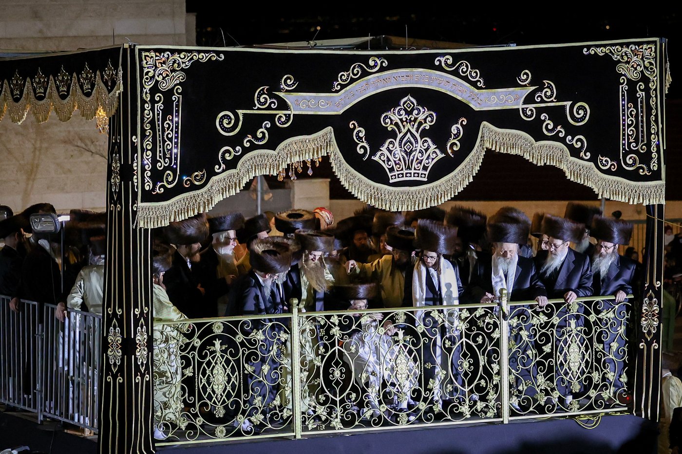 שמחת בית תולדות אברהם יצחק - קארלסבורג - פאלטישאן