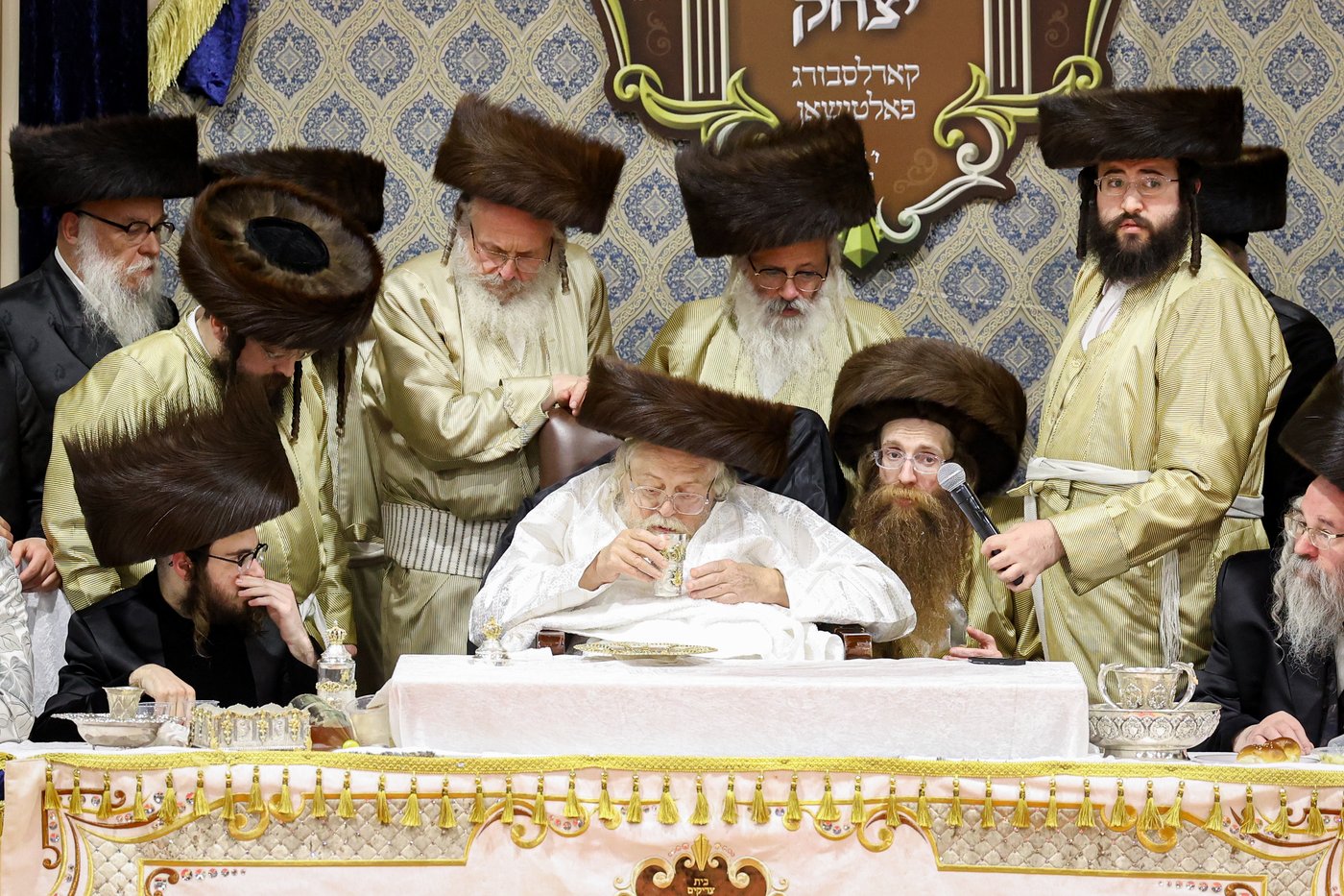 שמחת בית תולדות אברהם יצחק - קארלסבורג - פאלטישאן