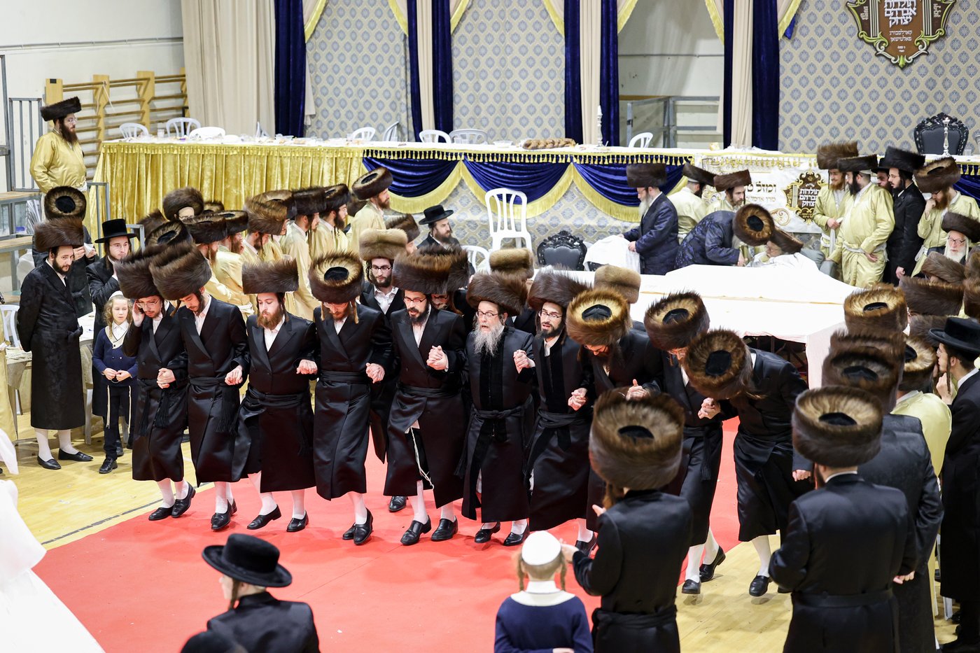 שמחת בית תולדות אברהם יצחק - קארלסבורג - פאלטישאן