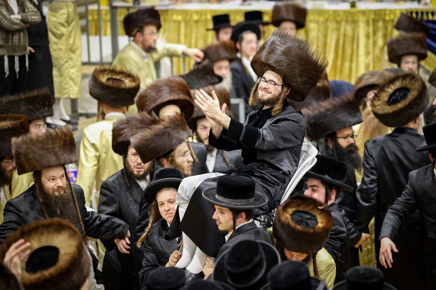 שמחת בית תולדות אברהם יצחק - קארלסבורג - פאלטישאן