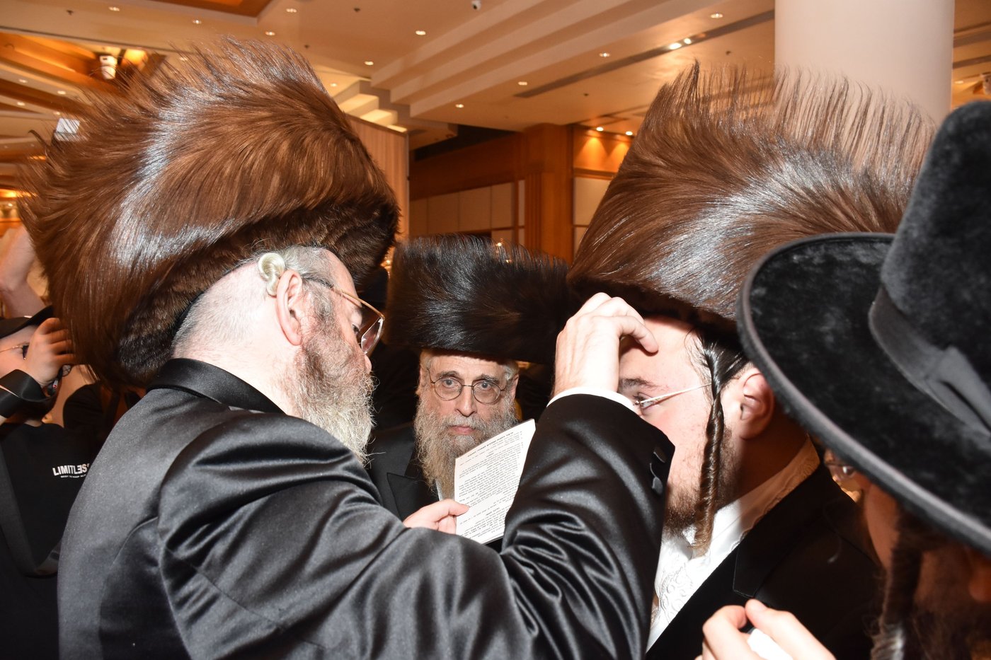 שמחת נישואי בן הרה"ג מרדכי אורי אנגלמן