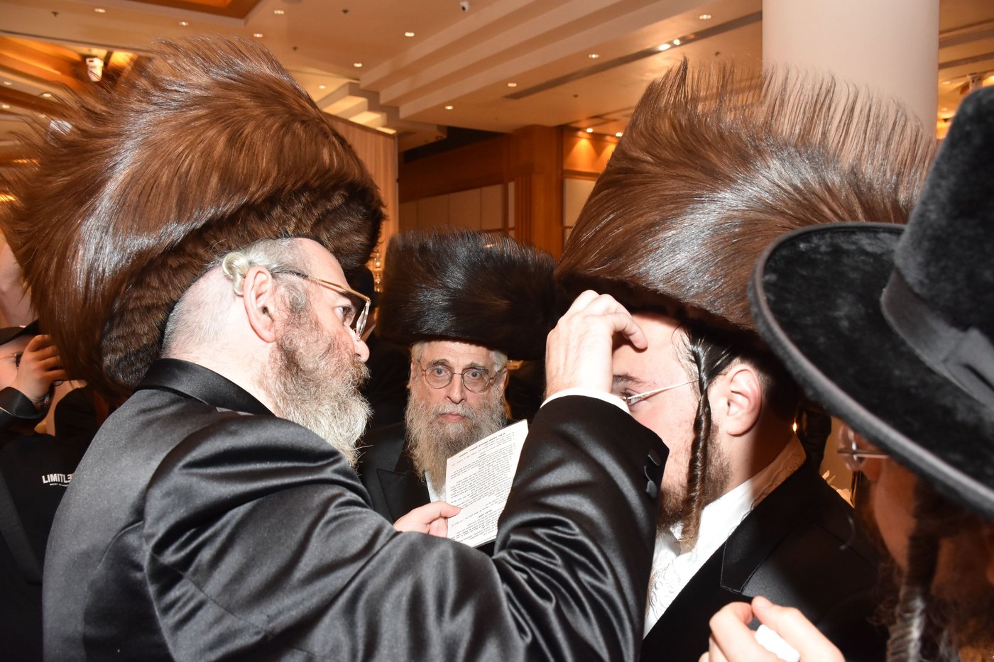 שמחת נישואי בן הרה"ג מרדכי אורי אנגלמן