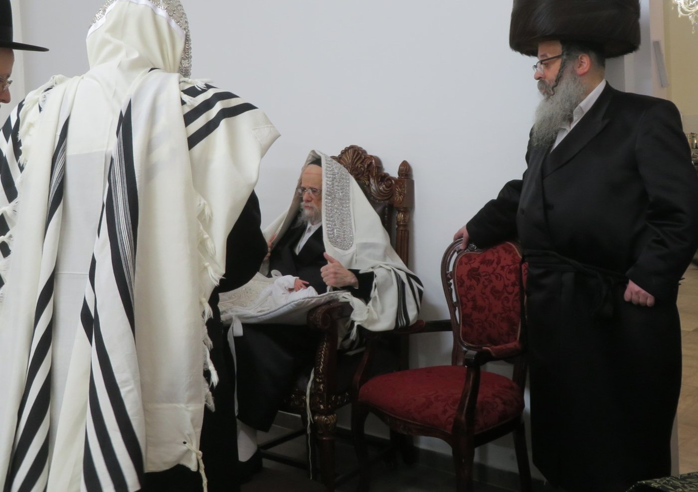 שמחת הברית לנין האדמו"רים מויז'ניץ וסערט ויז'ניץ