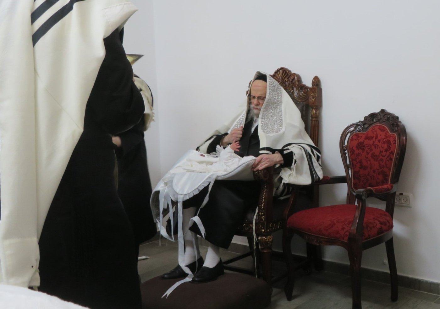 שמחת הברית לנין האדמו"רים מויז'ניץ וסערט ויז'ניץ