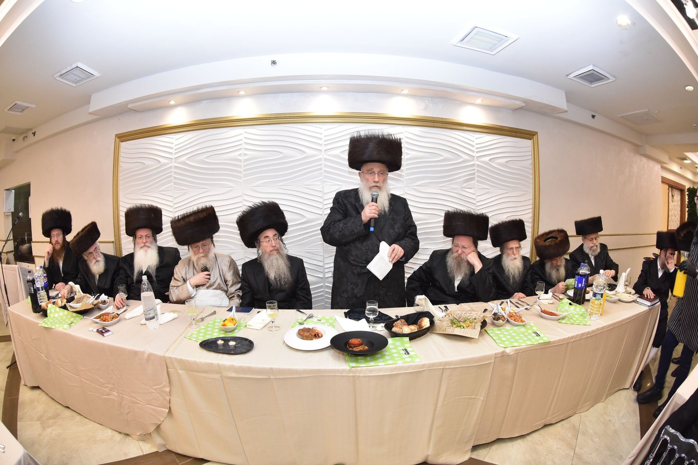 סעודת הילולא ודינר ב'פנים מאירות' - להורות נתן