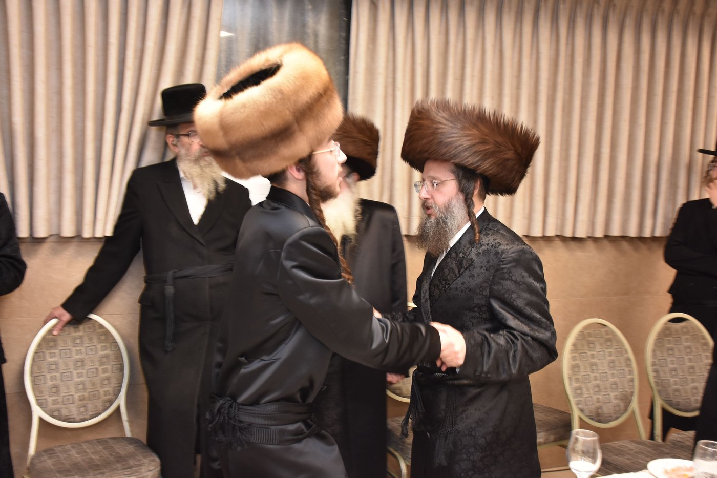 שמחת בית מכנובקא בעלזא - שאץ