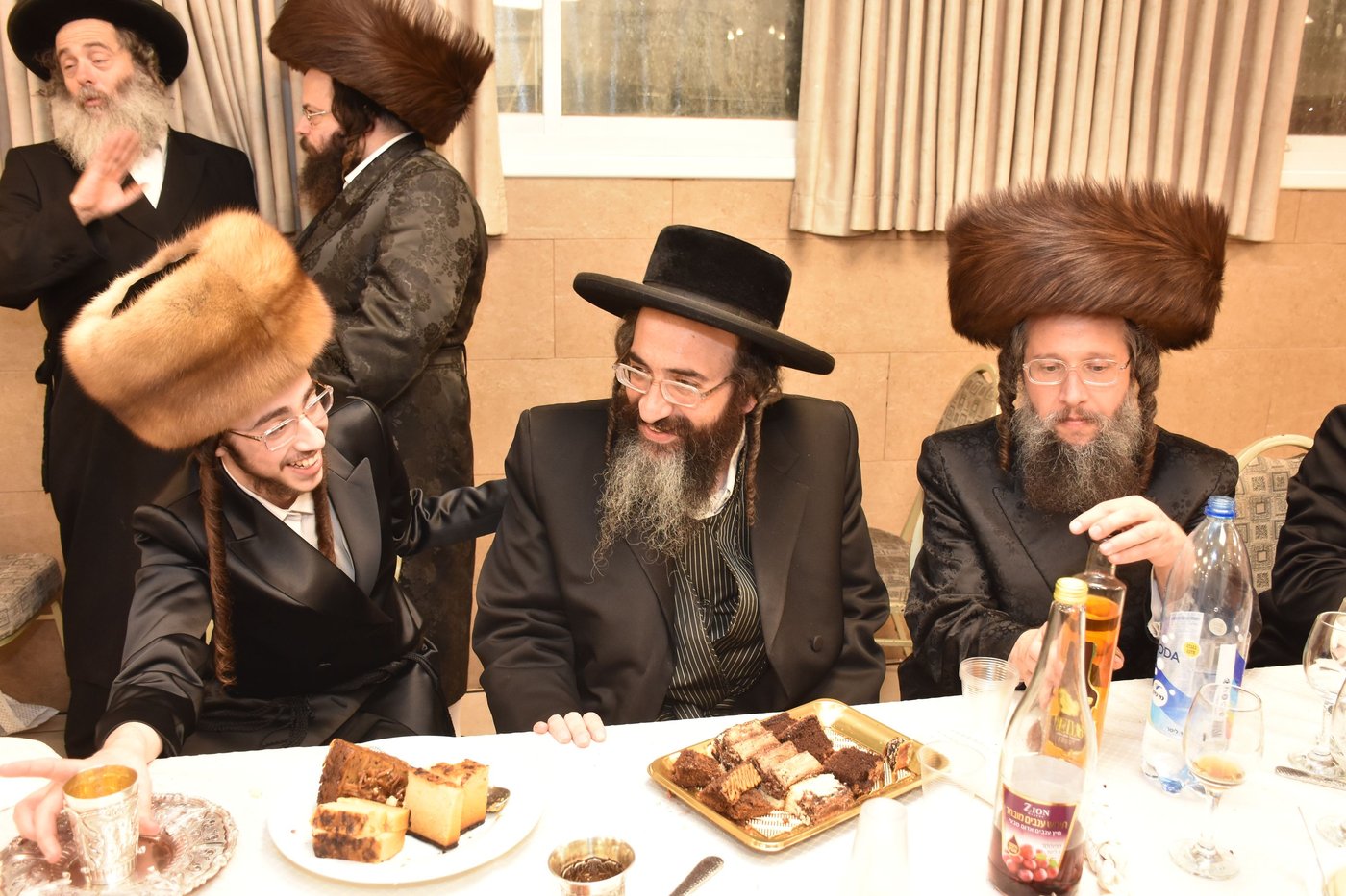 שמחת בית מכנובקא בעלזא - שאץ