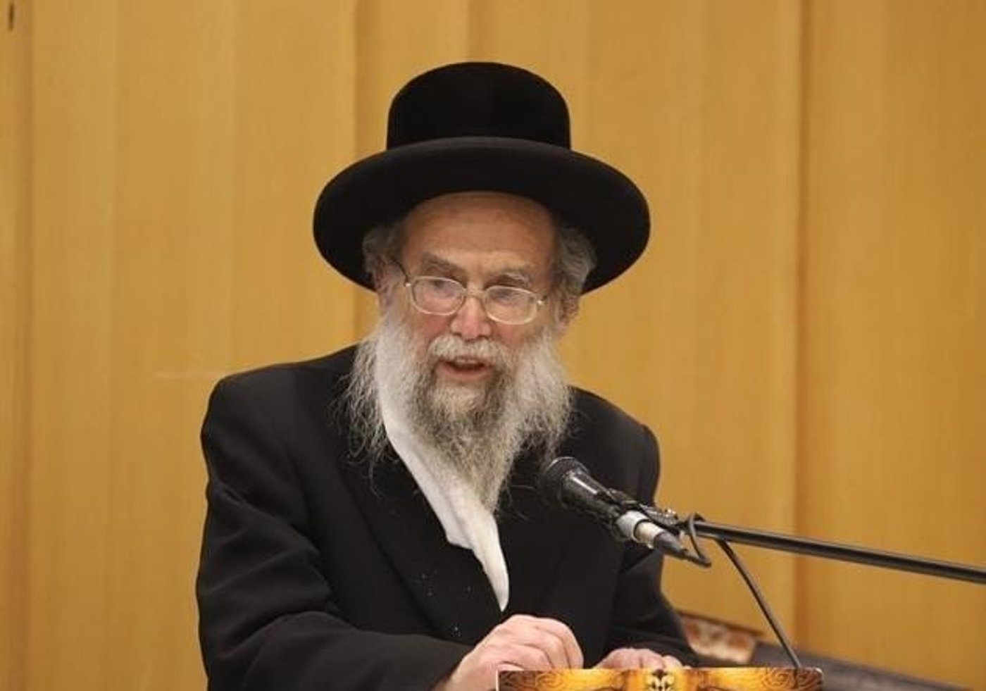 הגה"צ רבי יעקב סופר זצ"ל