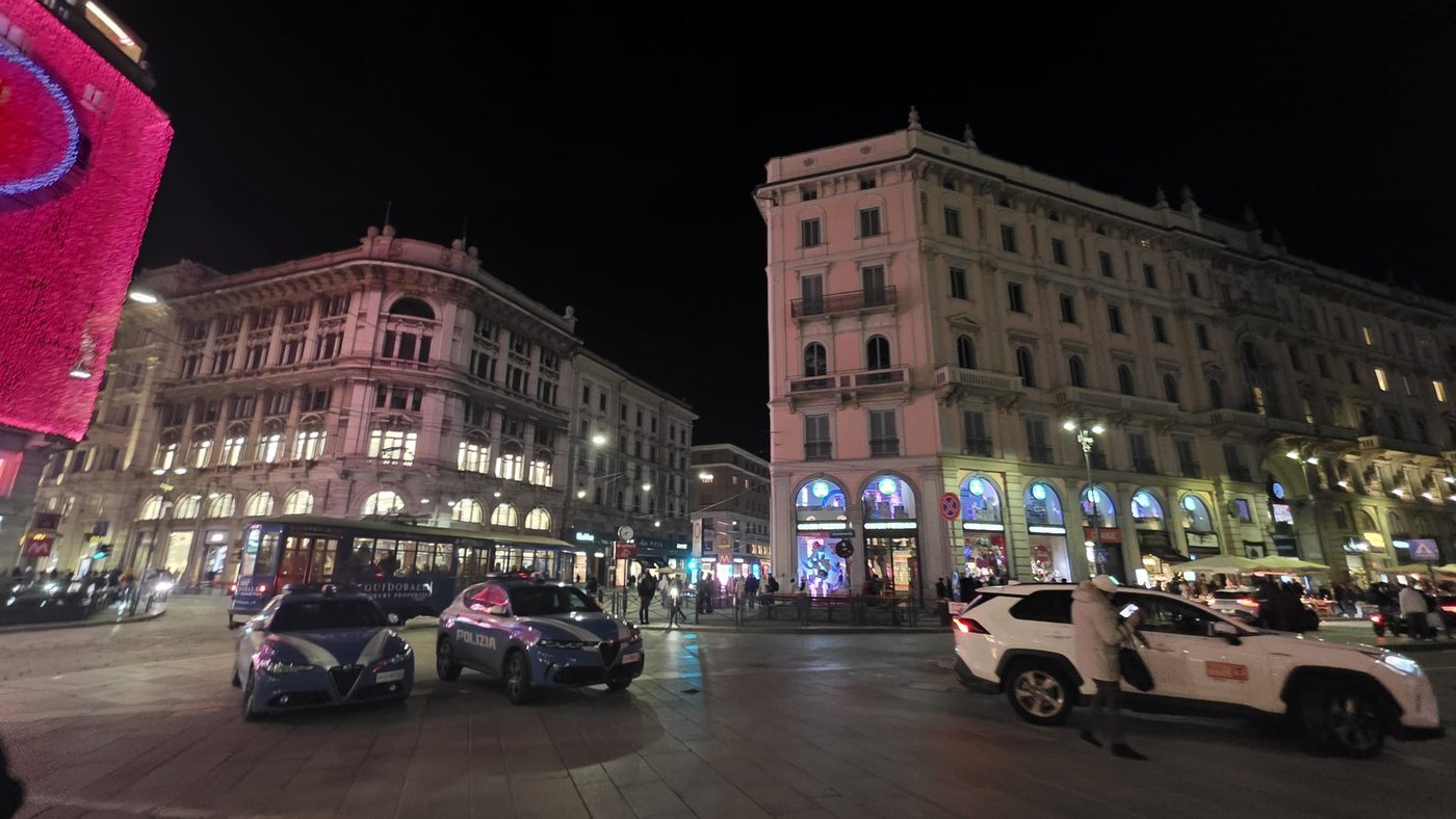 כיכר פיאזה דל דואומו, מילאנו