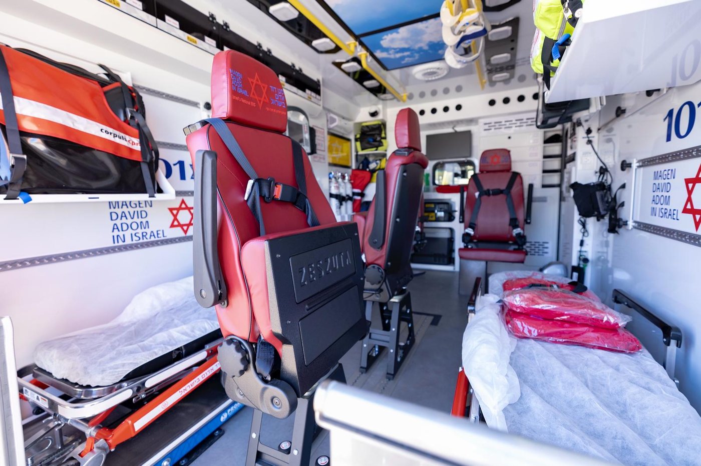 ניידות מגן דוד אדום