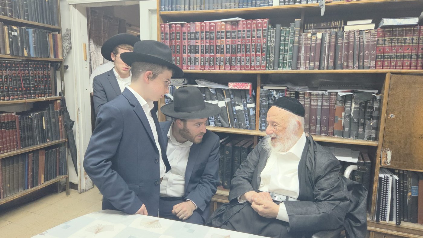 אצל גדולי ישראל