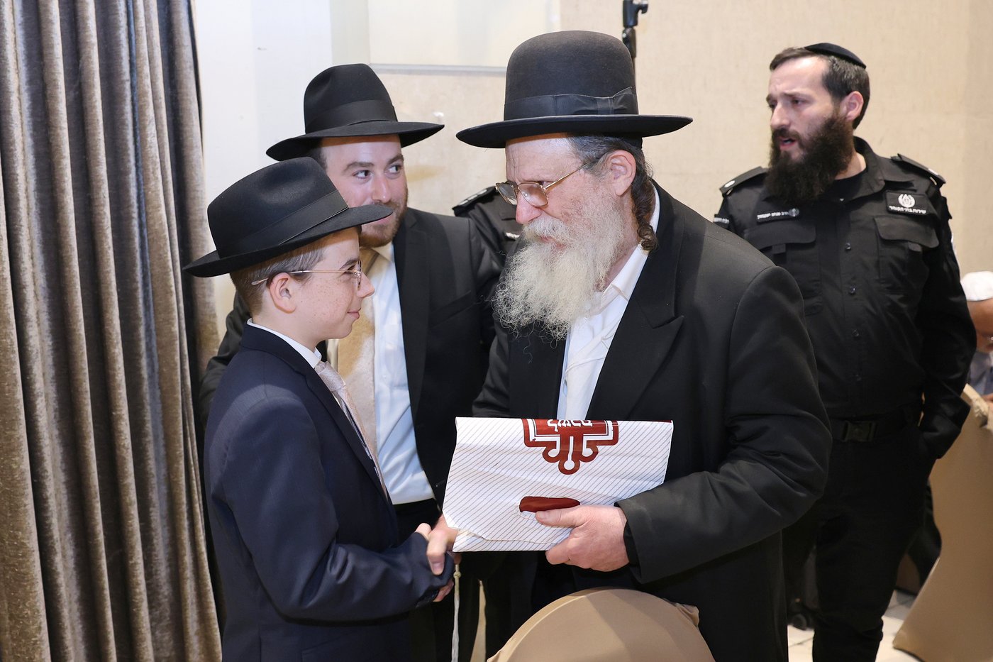 בר מצווה לבנו של אליהו ארנד