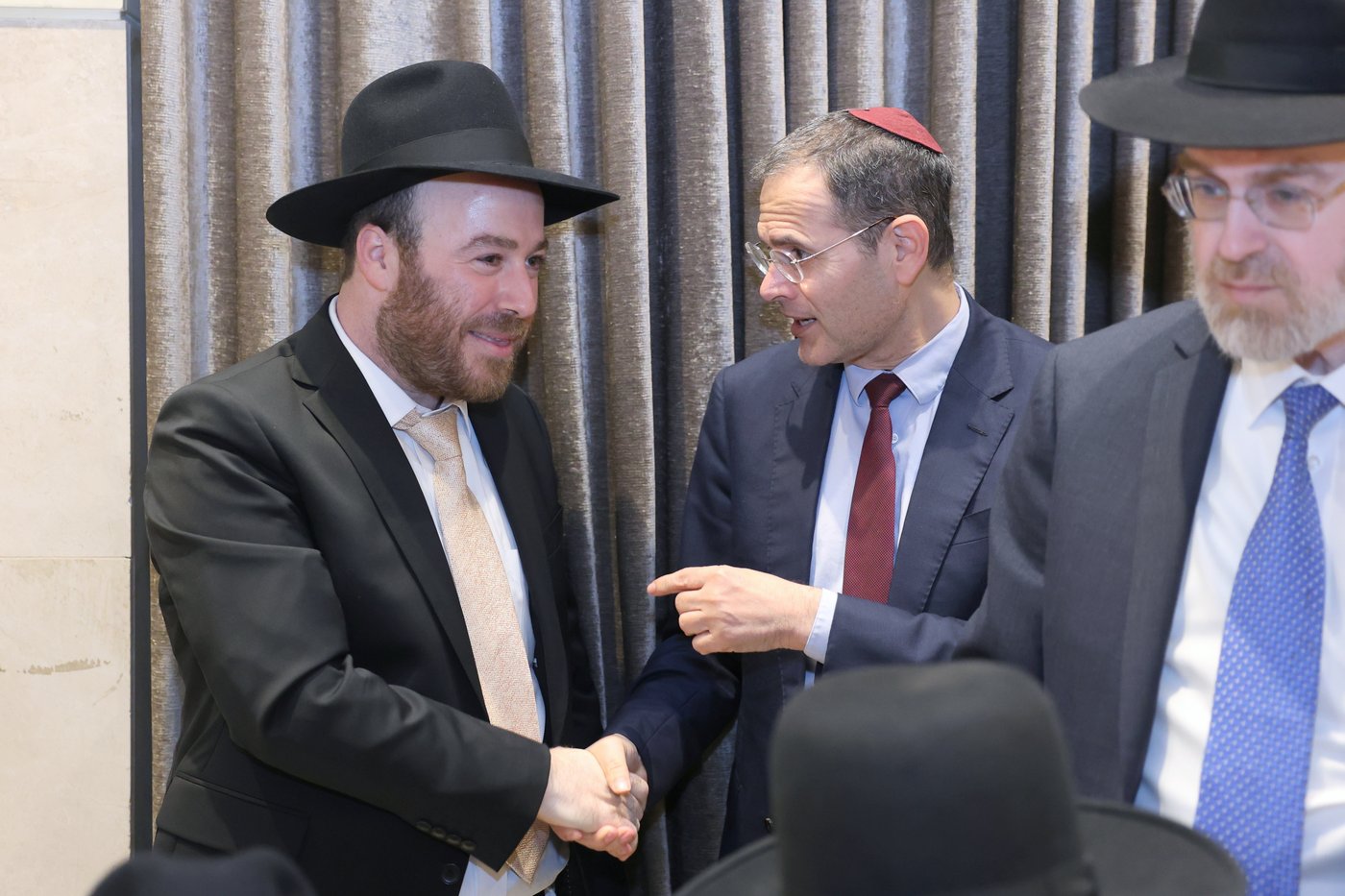 בר מצווה לבנו של אליהו ארנד