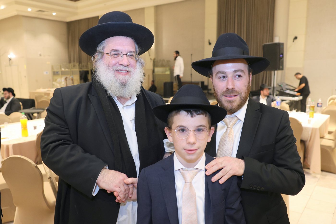 בר מצווה לבנו של אליהו ארנד