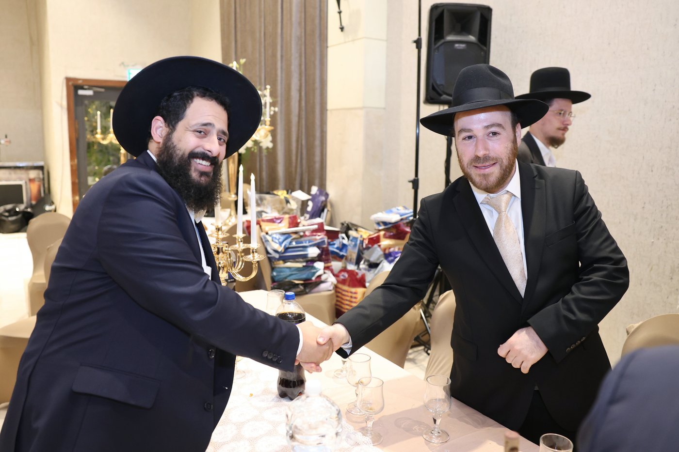 בר מצווה לבנו של אליהו ארנד