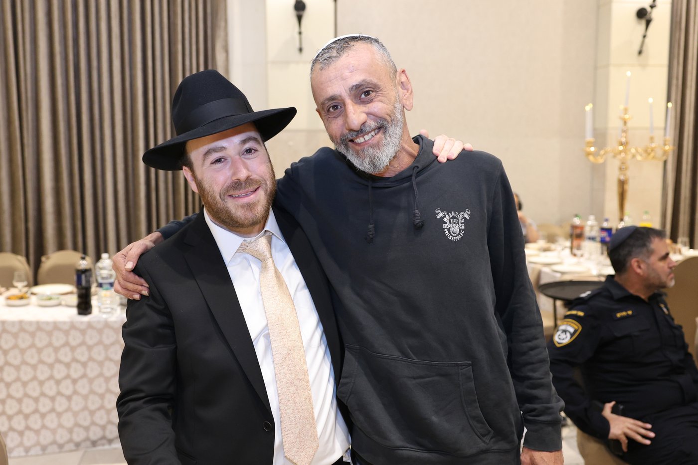 בר מצווה לבנו של אליהו ארנד