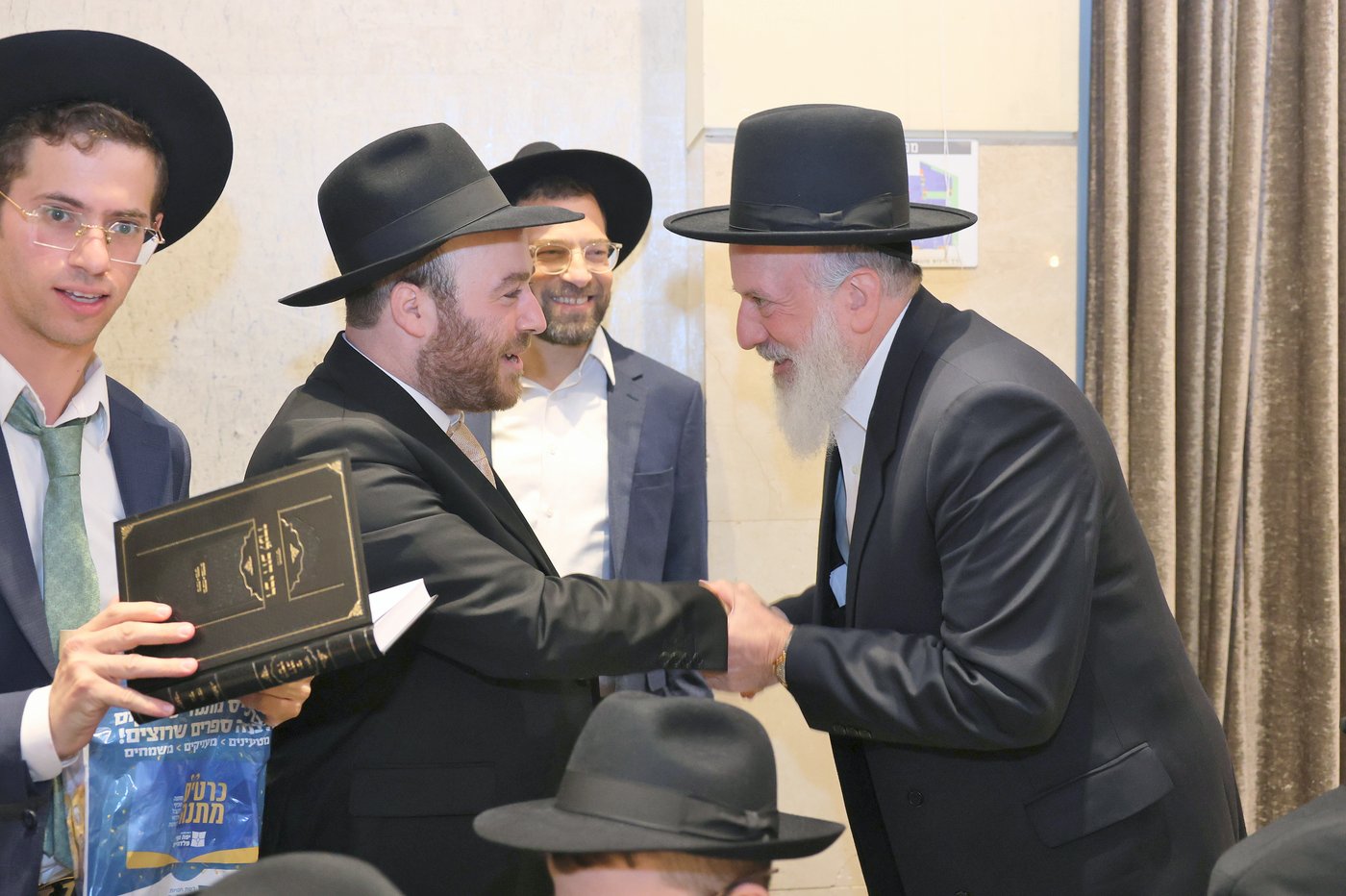 בר מצווה לבנו של אליהו ארנד