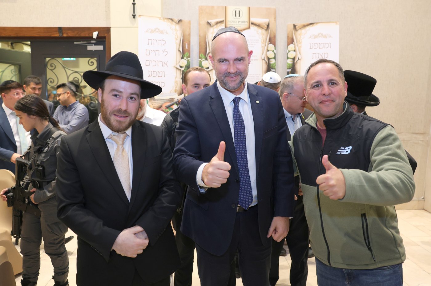 בר מצווה לבנו של אליהו ארנד