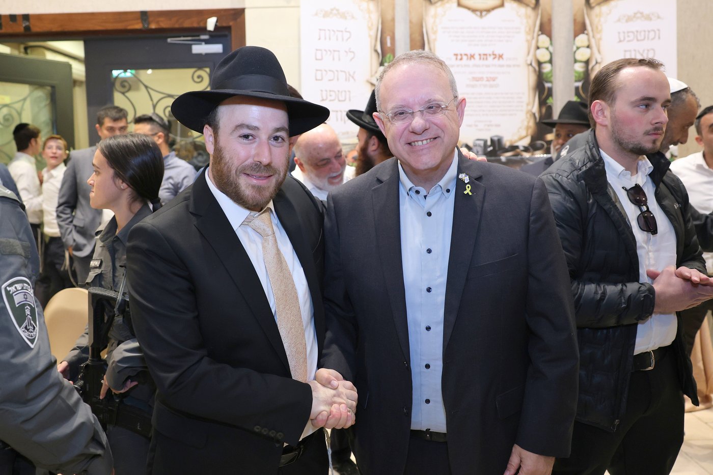 בר מצווה לבנו של אליהו ארנד