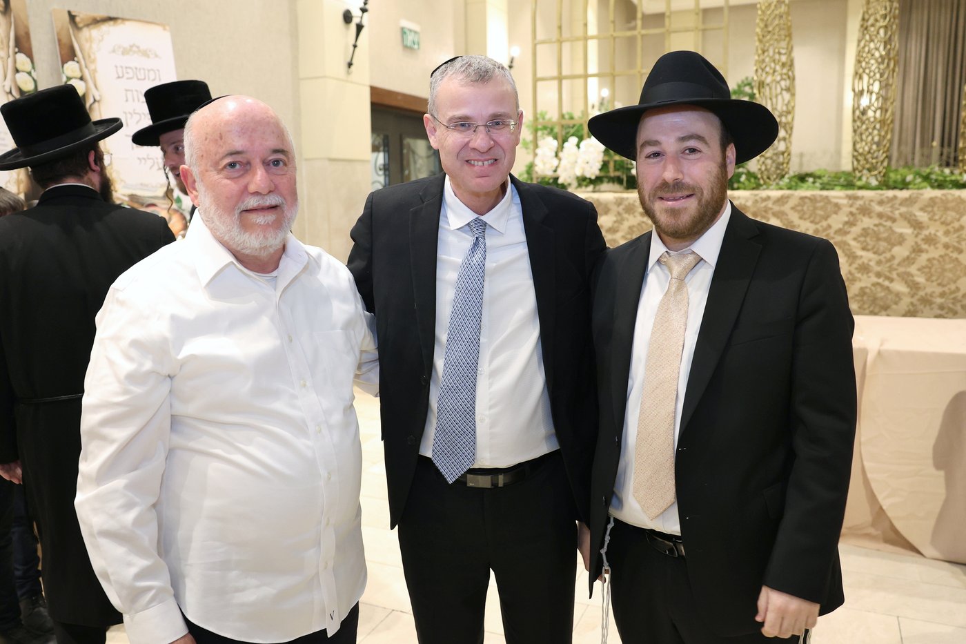 בר מצווה לבנו של אליהו ארנד