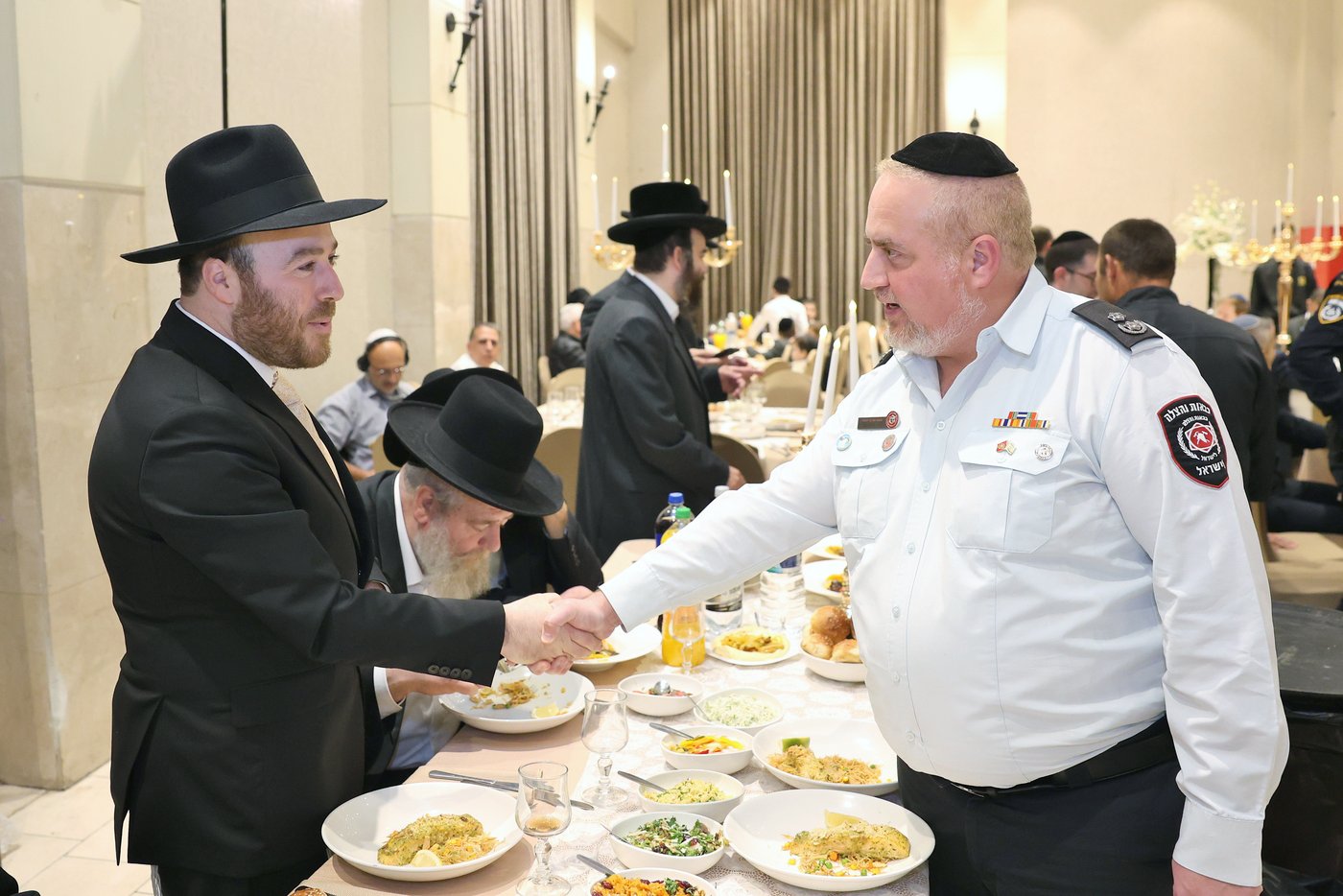 בר מצווה לבנו של אליהו ארנד