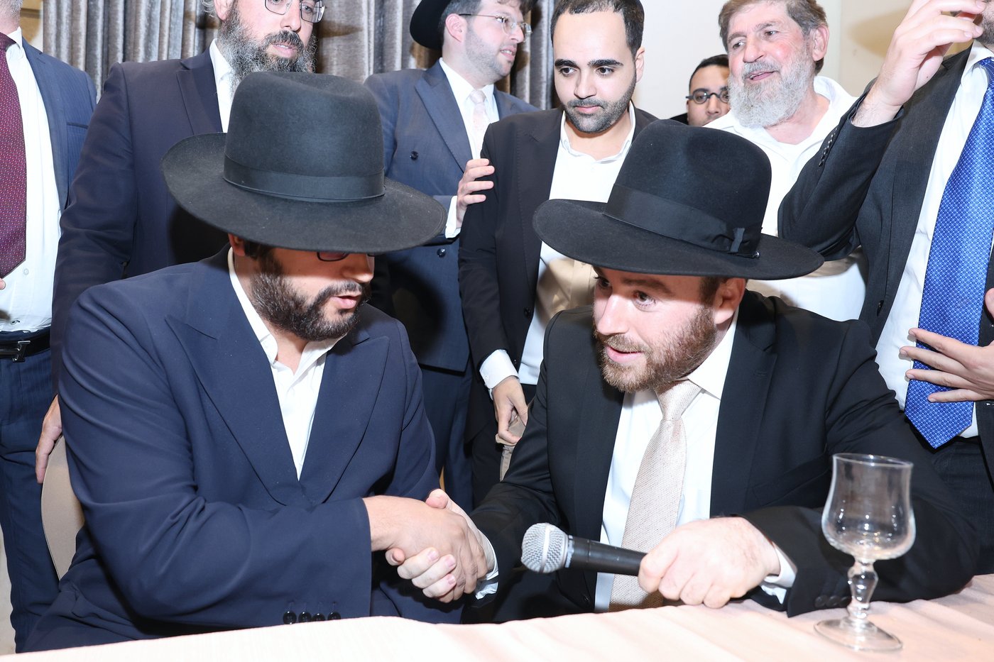 בר מצווה לבנו של אליהו ארנד