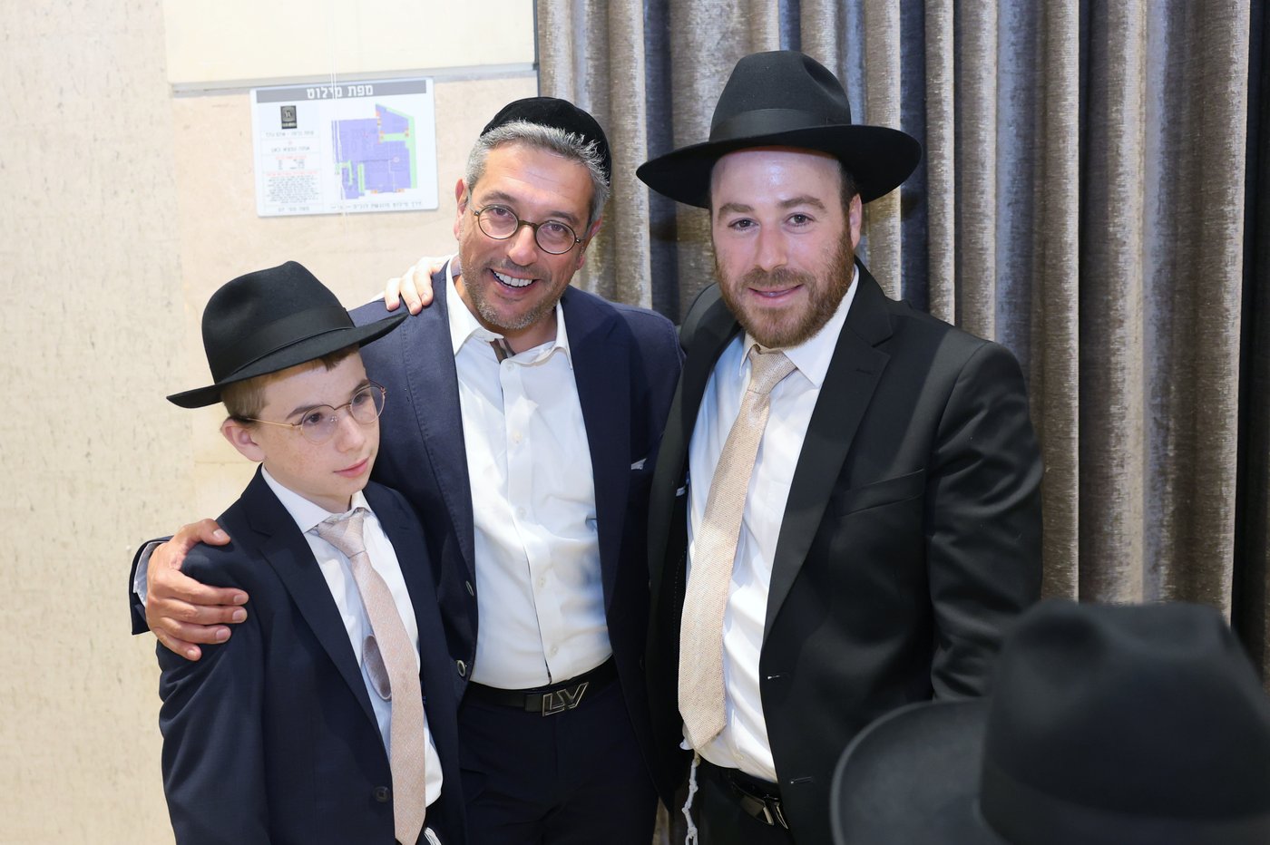 בר מצווה לבנו של אליהו ארנד