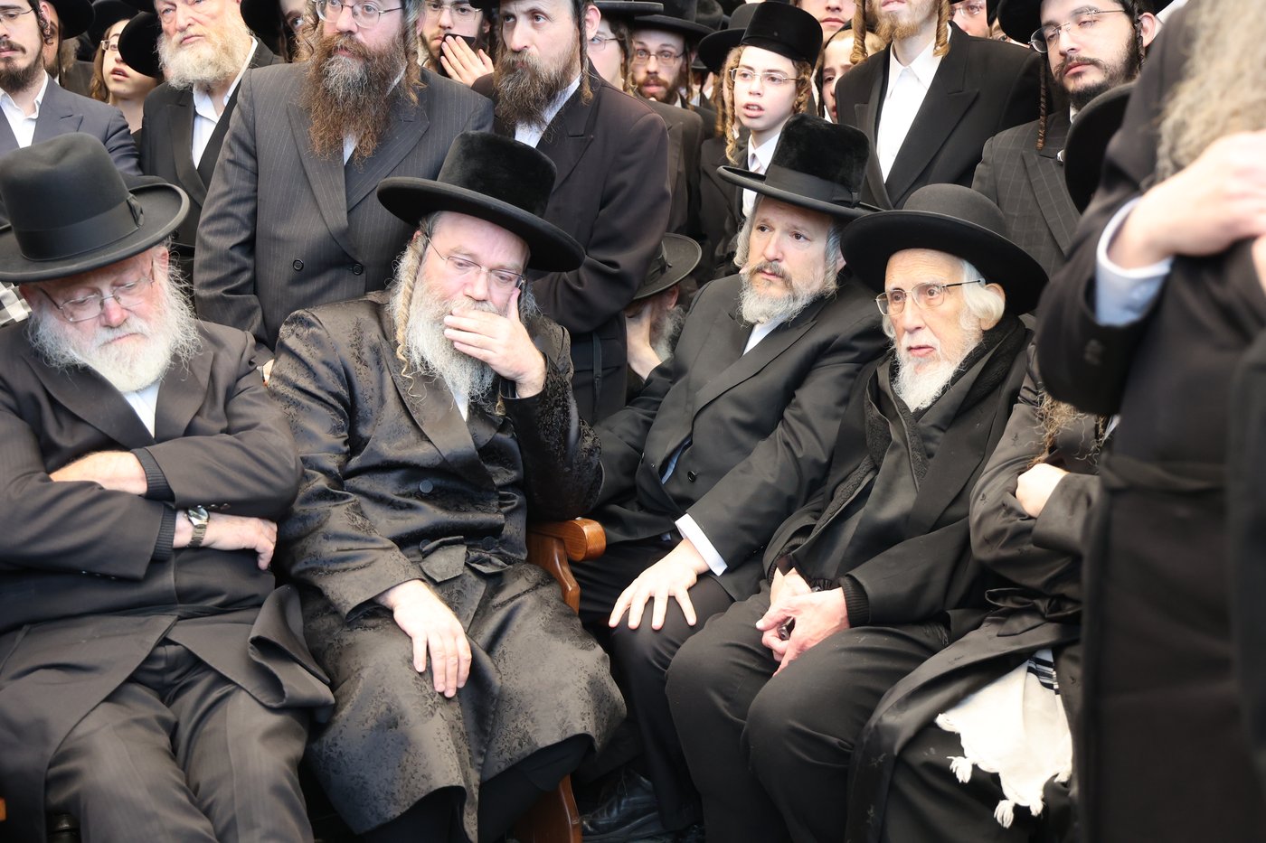 מסע הלויית הגה"צ אב"ד ערלוי ביתר זצ"ל