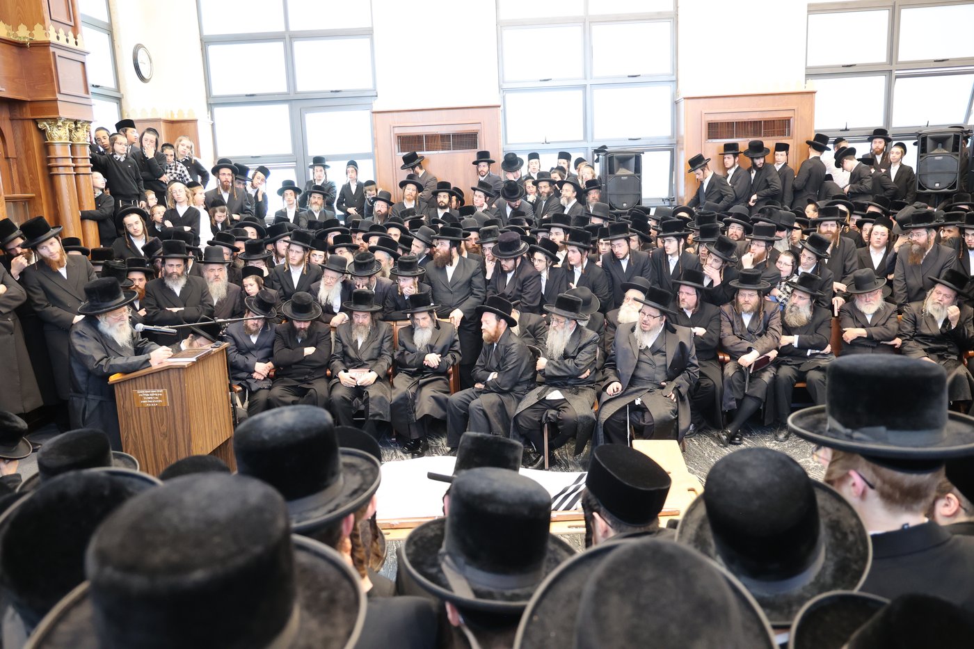 מסע הלויית הגה"צ אב"ד ערלוי ביתר זצ"ל