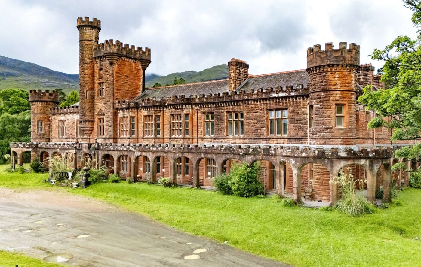 מראות הטירה