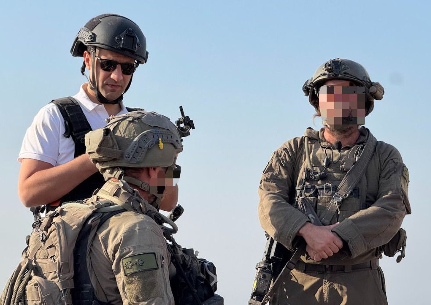 גיבור ישראל. לצד הקצין הבכיר