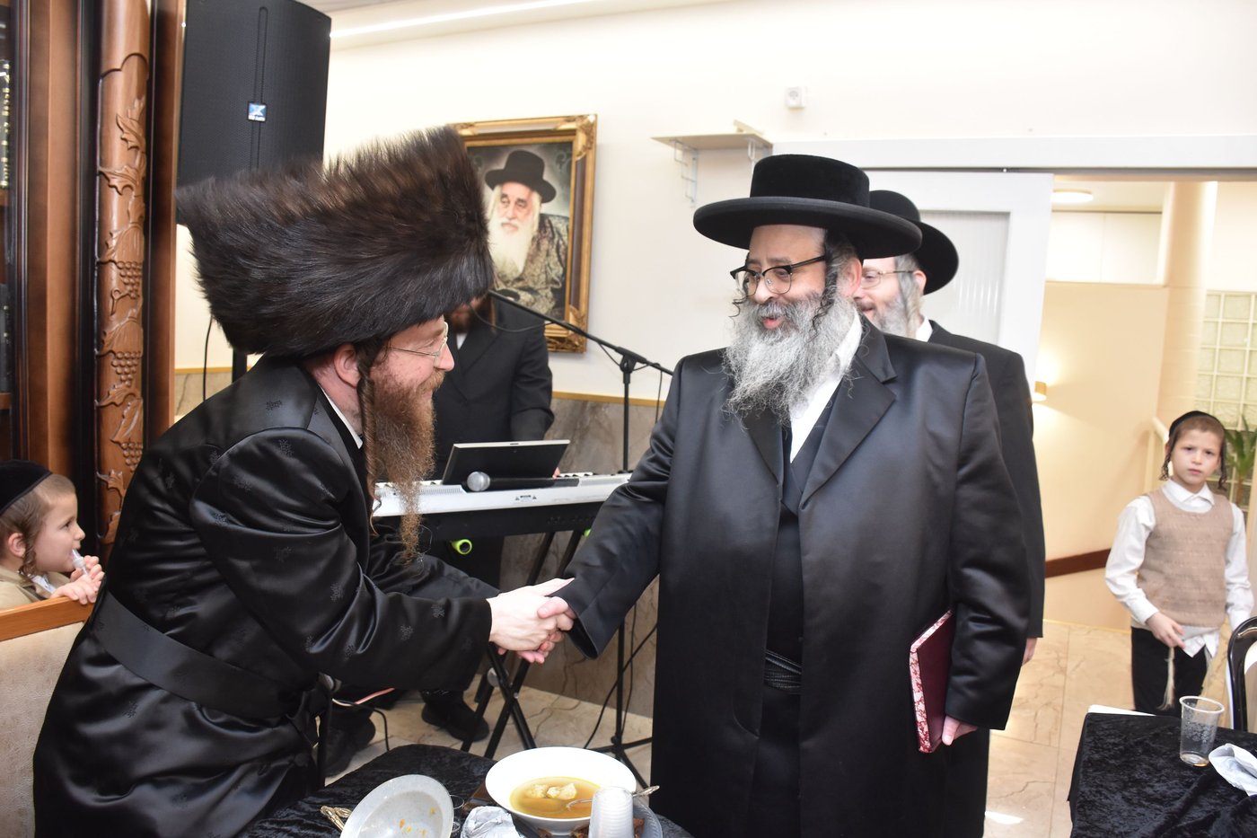 שמחת בר המצווה בחצרות ויז'ניץ -  נדבורנה