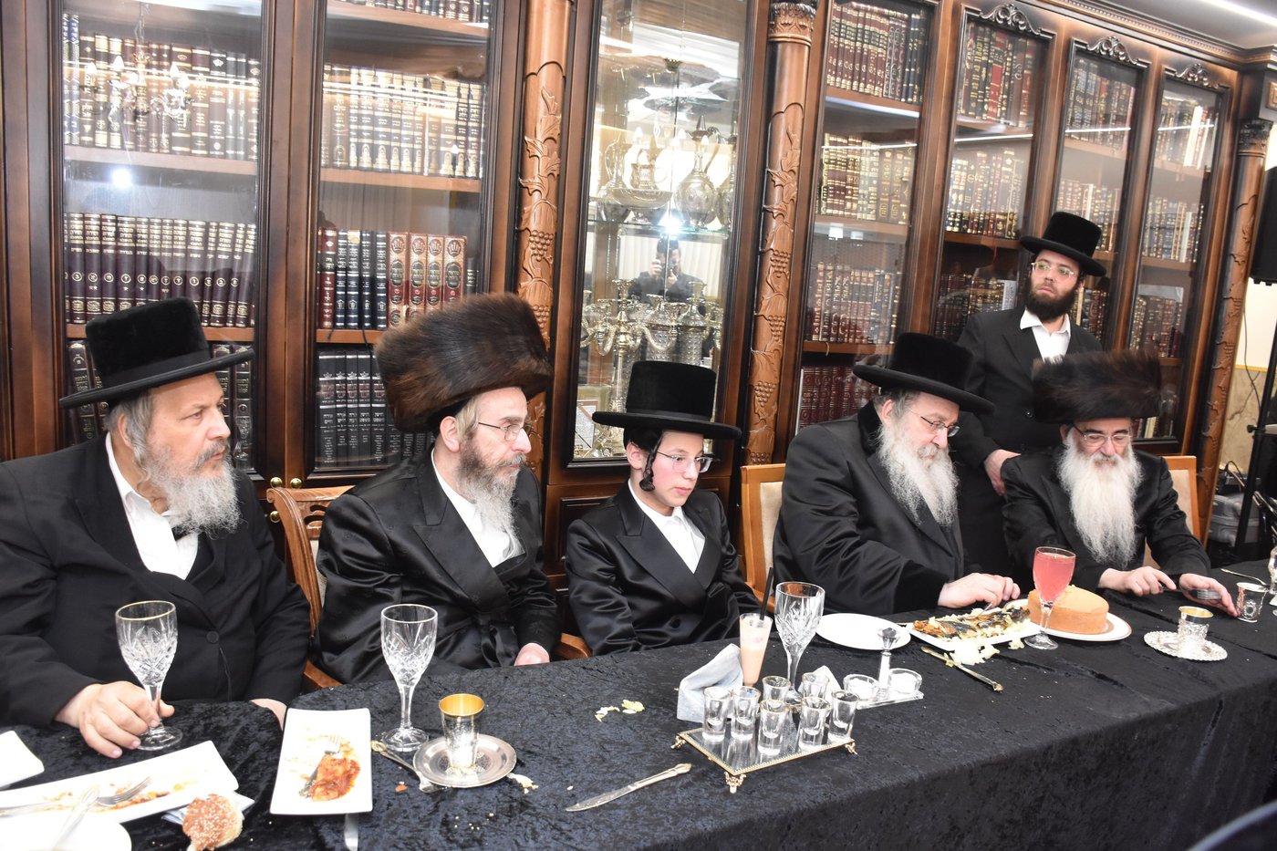 שמחת בר המצווה בחצרות ויז'ניץ -  נדבורנה