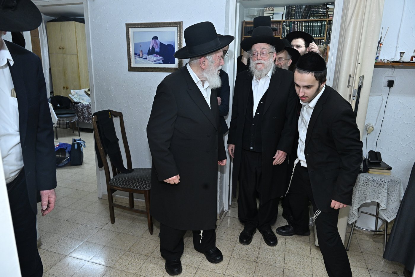 הגר"י זילברשטיין בביקור אצל גיסו הגאון רבי בנימין דוד אלישיב 