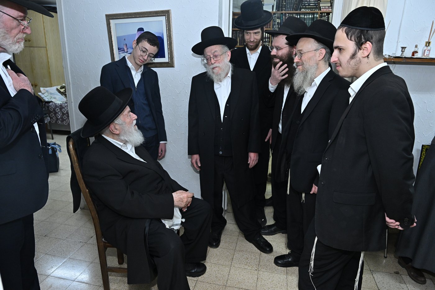 הגר"י זילברשטיין בביקור אצל גיסו הגאון רבי בנימין דוד אלישיב 