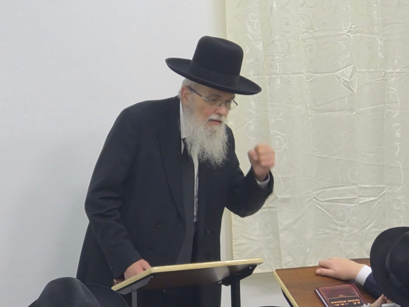 מעמדי זכרון ביום היארצייט של הגרב’’ד ליבוביץ זצ"ל