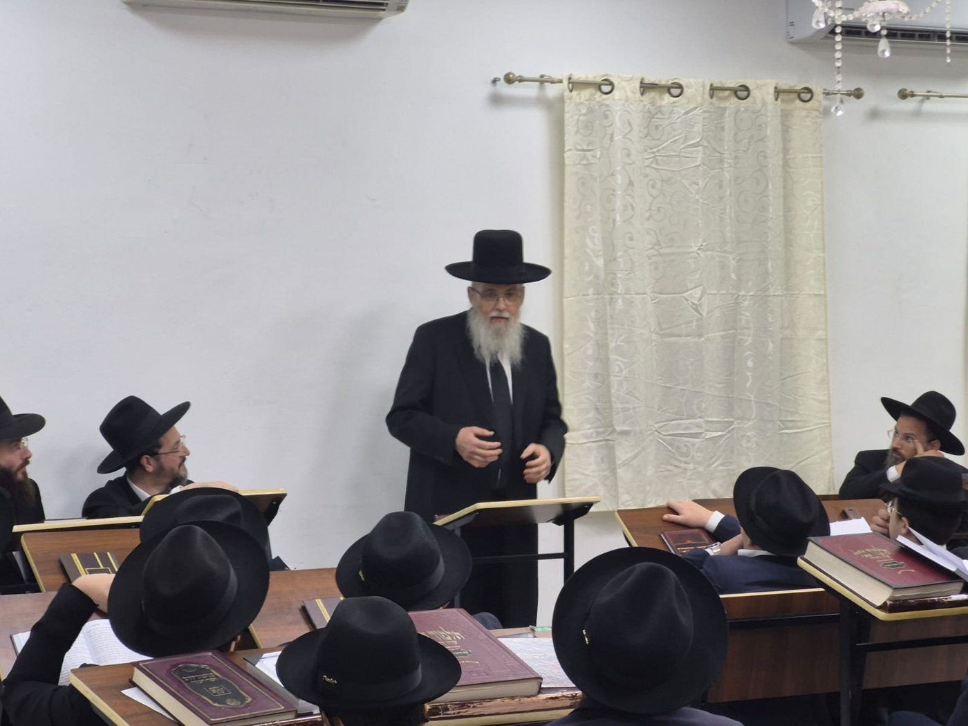 מעמדי זכרון ביום היארצייט של הגרב’’ד ליבוביץ זצ"ל