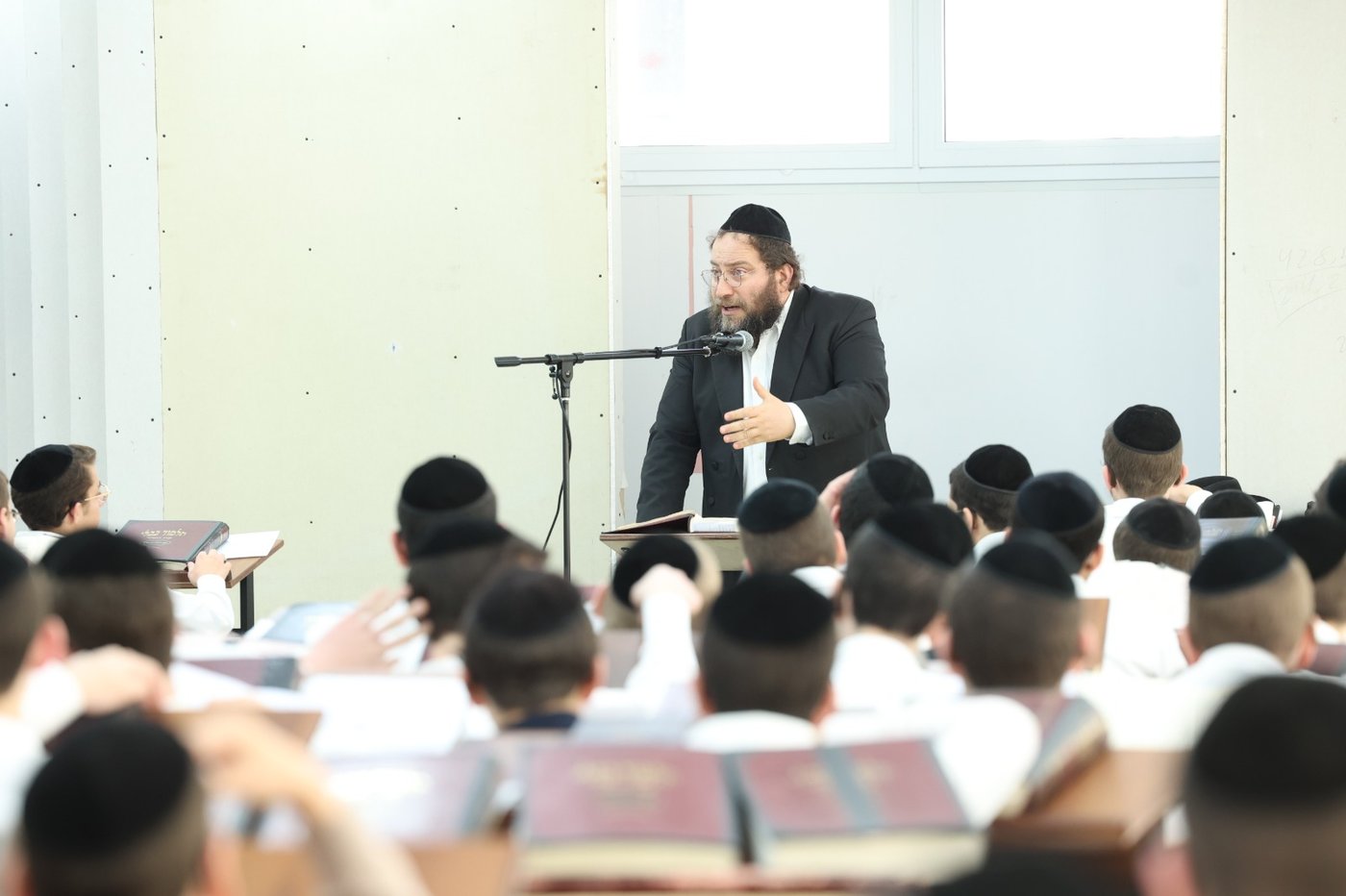 מעמדי זכרון ביום היארצייט של הגרב’’ד ליבוביץ זצ"ל