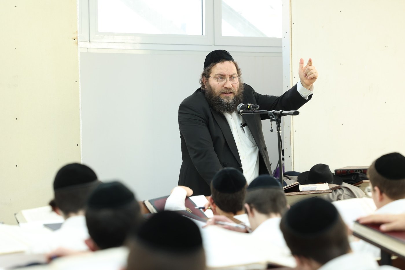 מעמדי זכרון ביום היארצייט של הגרב’’ד ליבוביץ זצ"ל