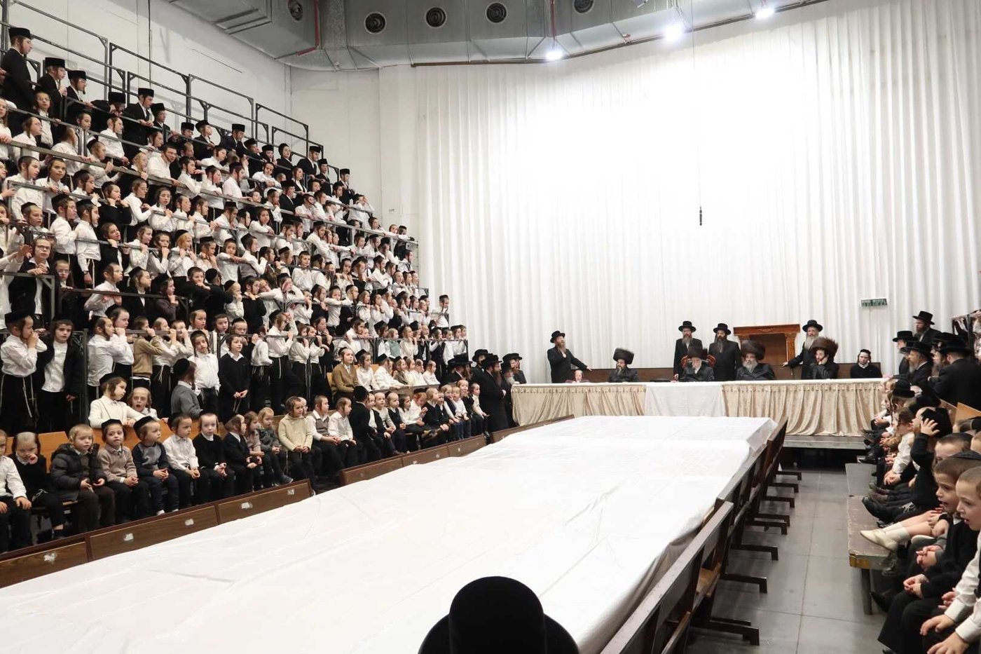 מעמד 'קריאת שמע' לנין האדמו''ר מסערט ויז'ניץ