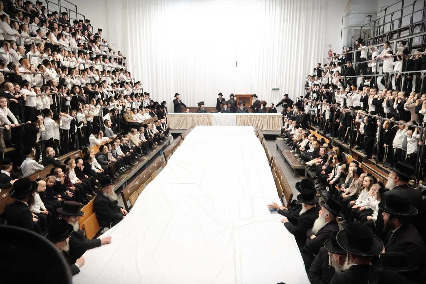 מעמד 'קריאת שמע' לנין האדמו''ר מסערט ויז'ניץ