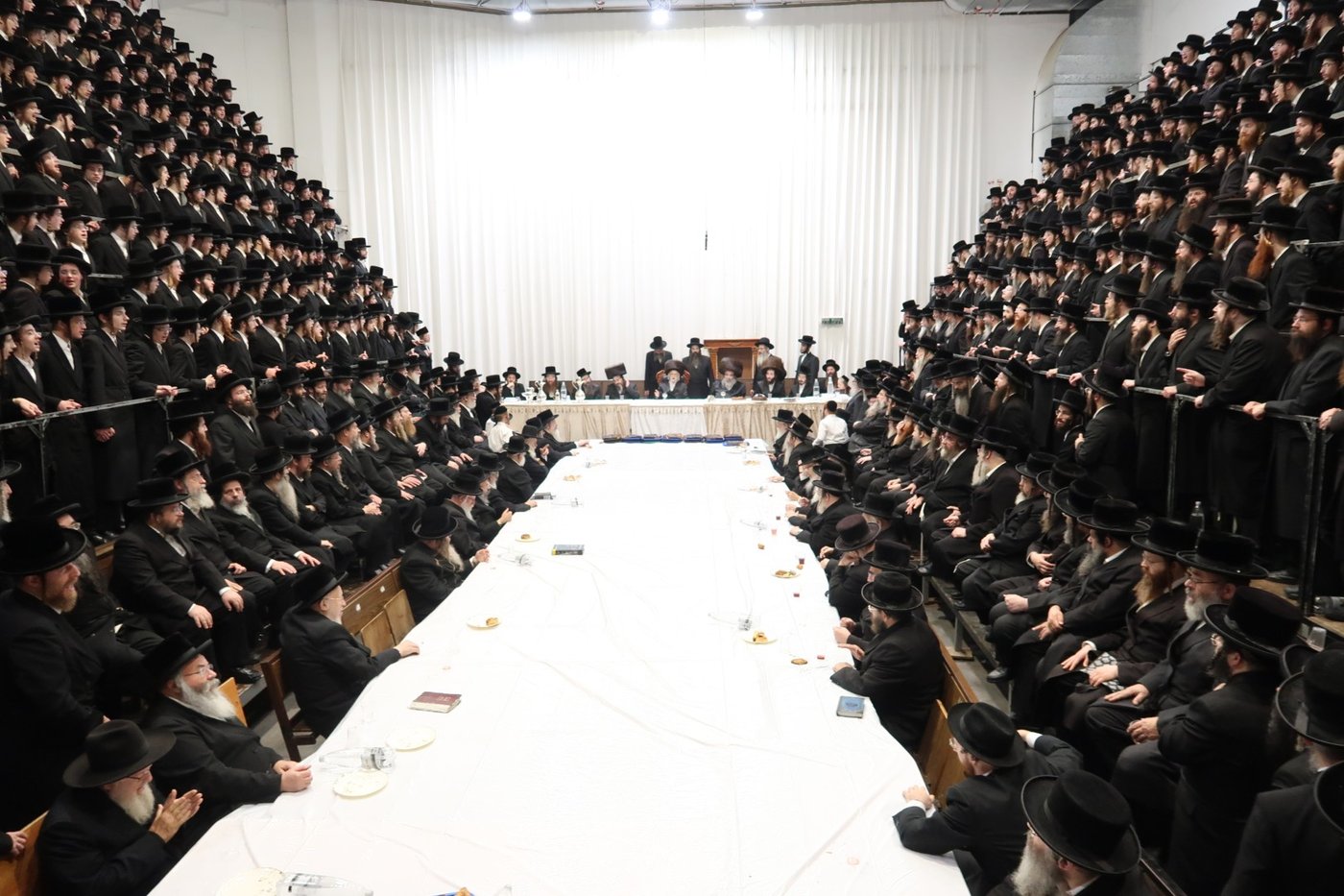 שמחת הוואכט נאכט לנין האדמו''ר מסערט ויז'ניץ